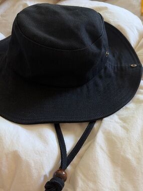 Black Cotton Bucket Sun Hat with Chin Cord